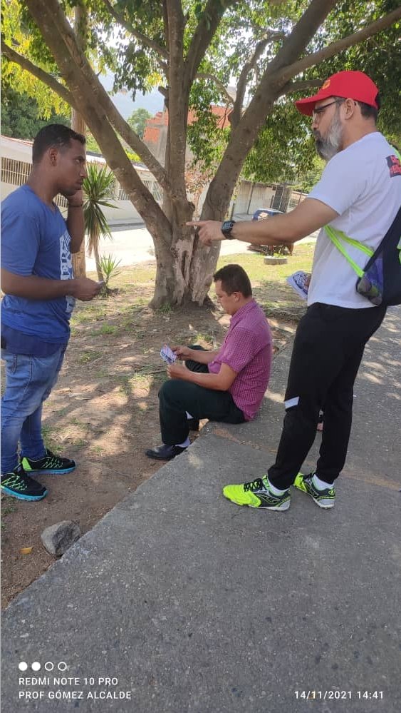 juana_volcan's tweet image. #ElProfeGómezEsMiGallo y vamos en la recta final para ganar la alcaldía de #Naguanagua y ponerla al servicio de la gente,apoyemos al Profesor Carlos Gómez! Vota por el PCV🐓