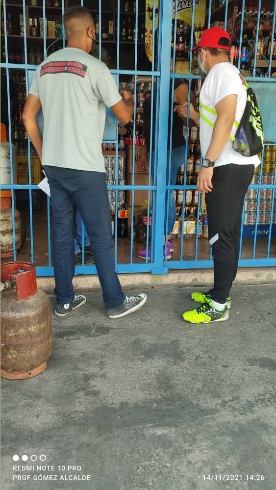 juana_volcan's tweet image. #ElProfeGómezEsMiGallo y vamos en la recta final para ganar la alcaldía de #Naguanagua y ponerla al servicio de la gente,apoyemos al Profesor Carlos Gómez! Vota por el PCV🐓