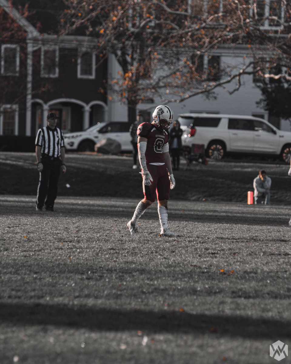 willmoriarty1's tweet photo. 📸from a beautiful senior day at Govs @GovsAthletics @GovsFootball 
#shotbywm https://t.co/klJnnUZPc4