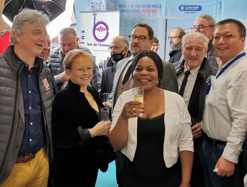 CEEVO95's tweet photo. #valdoise / #iledefrance / #CCI_95 /#adpavab / #enghien95 / #Ceevo95 : Bravo à tous les participants au "Village Val d’Oise" à MIF Expo, le Salon du "Made in France" au moment de sa clôture ce dimanche soir ! A votre tour, rejoignez le réseau #Madein95 : https://t.co/NOWqx56XY7 https://t.co/OX7agg9c6C