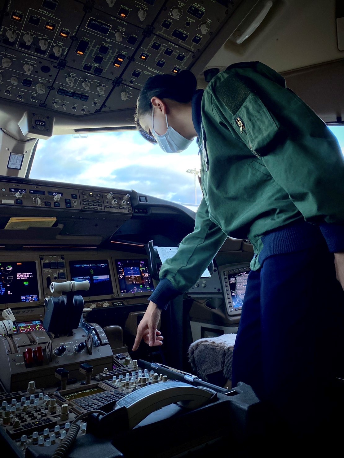 副操縦士 Twitter Search Twitter