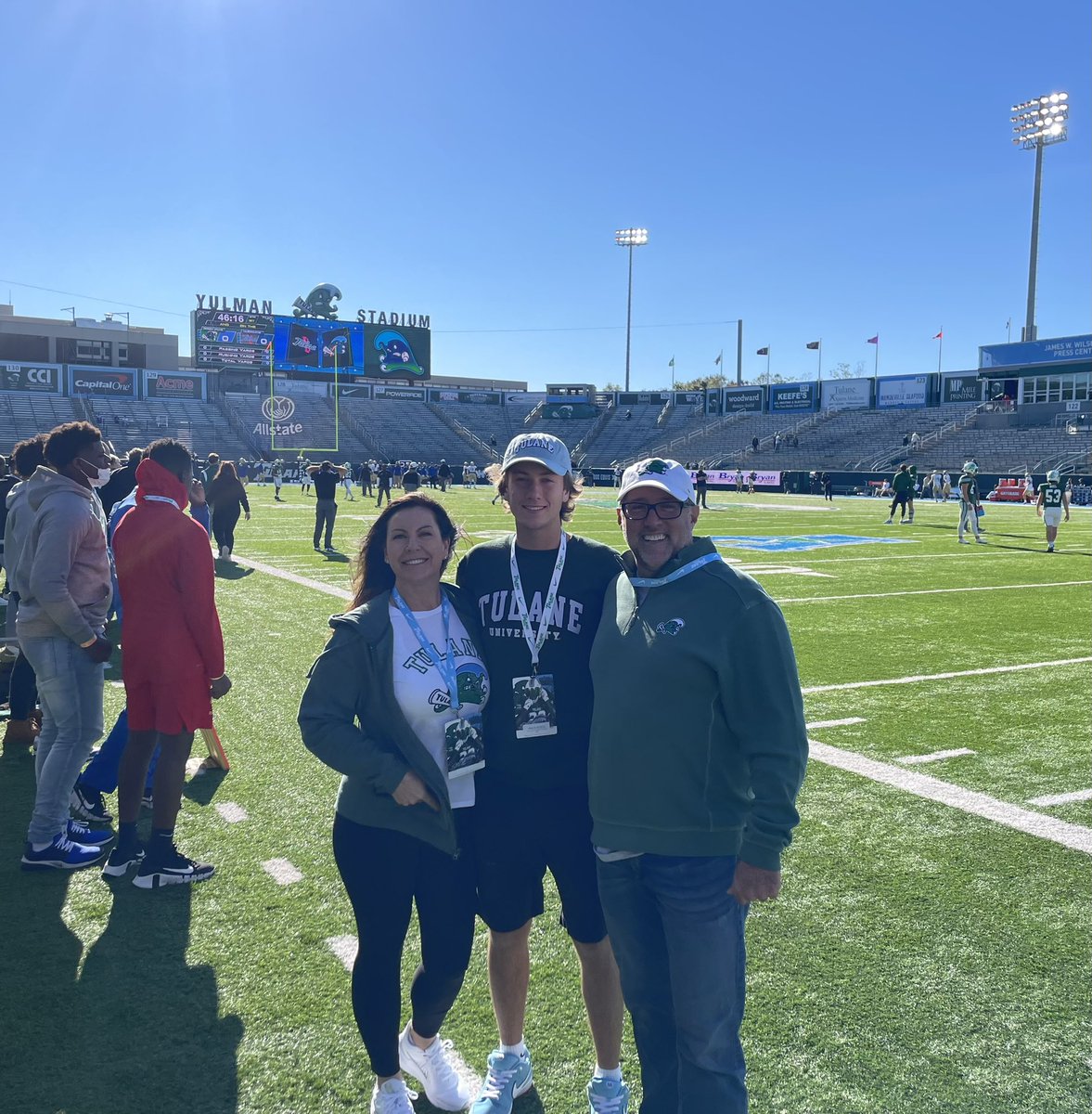 BuschBrice's tweet photo. Committed to Tulane! There’s no better school that can prepare me for my future. Roll Wave 🤙 Thank you @CoachJS50 and @CoachWEFritz for having me out again this weekend. 💥🏈 @CCCMaraudersFB @GreenWaveFB @HKA_Tanalski https://t.co/COBHzsoy93