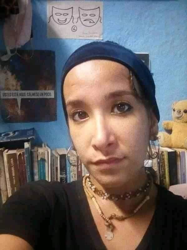 FlconEYES's tweet photo. De ARCHIPIÉLAGO:
Nuestra moderadora Daniela Rojo ya lleva 48 horas DESAPARECIDA. ¿Dónde está Daniela? #freedanielarojo https://t.co/QtvHyewNNG