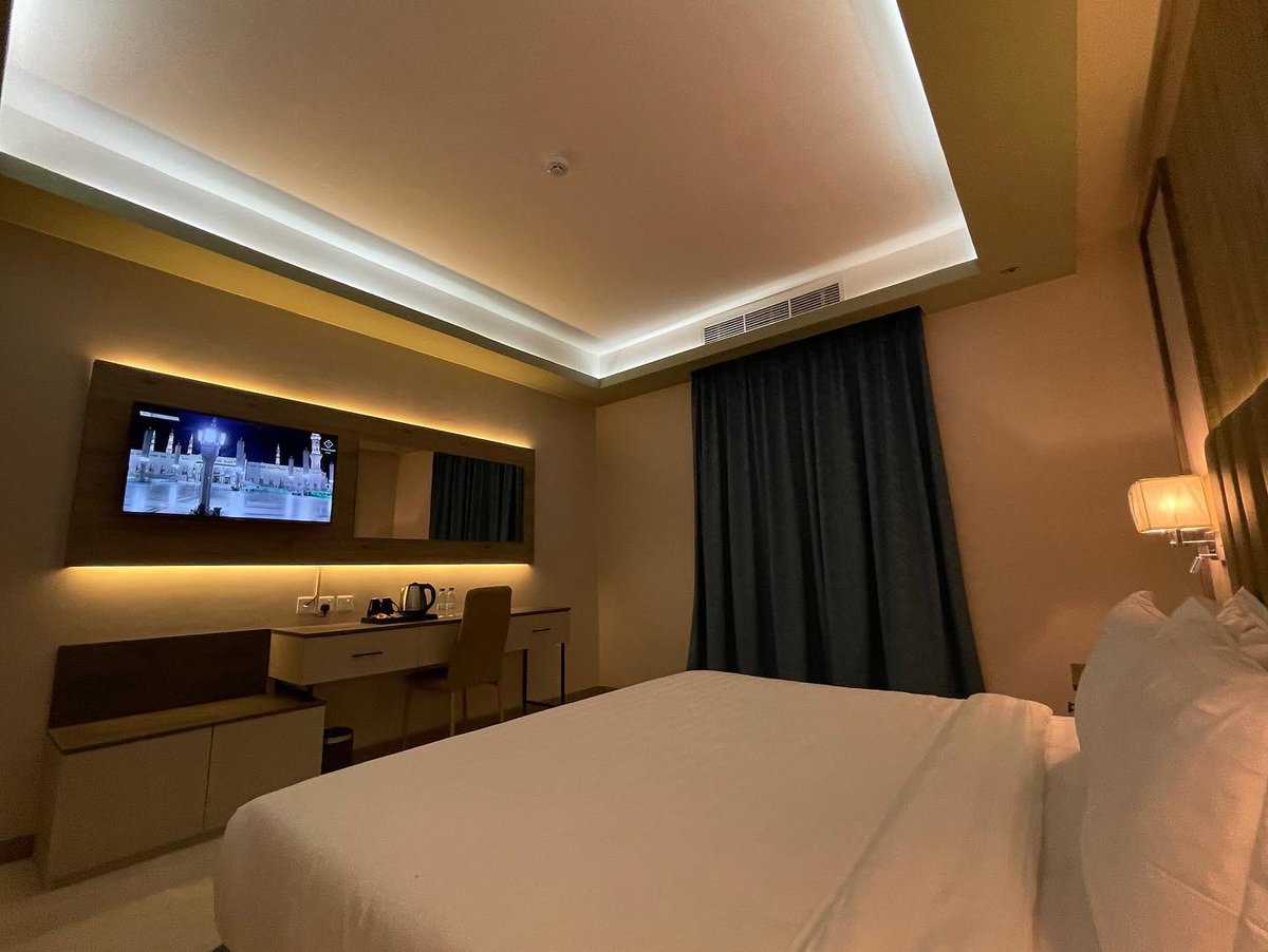 rovanhotel's tweet photo. احظوا بليلة هادئة في إحدى أرقى فنادق المدينة المنورة Rovan Hotel 🕊 https://t.co/dqpSZQ07eZ