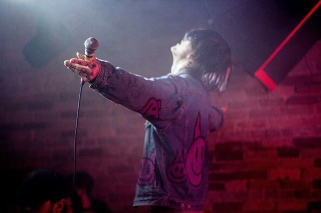pxradoxy's tweet photo. 4 anos sem você aqui :(
espero que esteja bem em qualquer lugar que você estiver, saiba que sinto muito a sua falta e que você é muito importante para mim e para muitos.
meu eterno anjo.
rip peep <3 https://t.co/YPomajamK8