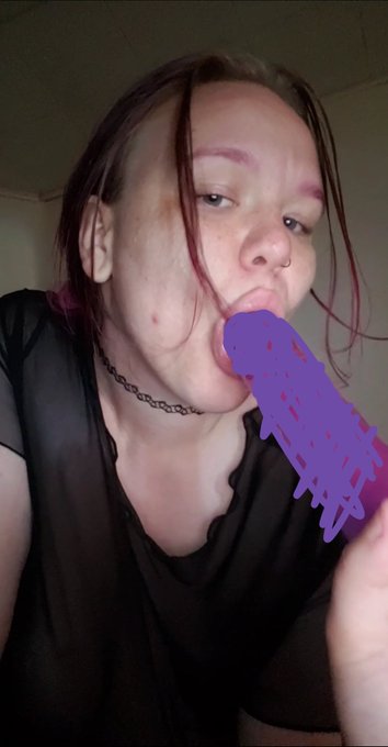 Can I suck a dildo on Twitter, or is that not allowed? Link in bio(; #AskingForAFriend #question #onlyfans<a href="/tag/bbw"class="tags"><span>#bbw</span></a><a href="/tag/horny"class="tags"><span>#horny</span></a><a href="/tag/question"class="tags"><span>#question</span></a><a href="/tag/nsfw"class="tags"><span>#nsfw</span></a><a href="/tag/askingforafriend"class="tags"><span>#askingforafriend</span></a>