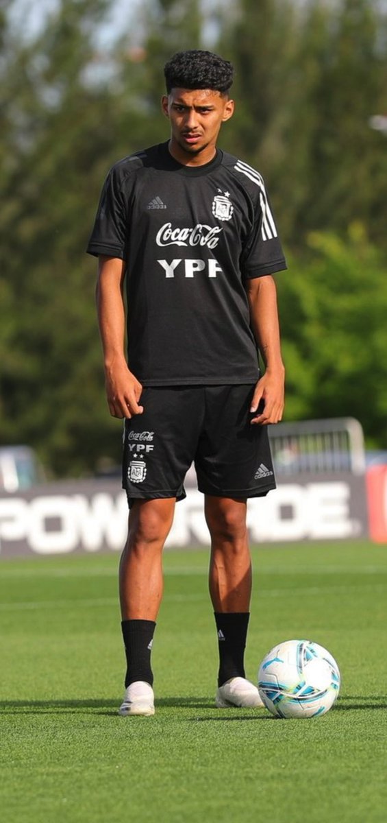 Cristian Medina (@medinaccristian) on Twitter photo 