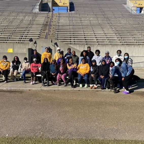 AlcornBoard's tweet photo. Shout out to Mortar Board, Girl's Coalition, Honor Student Organization, IMPACT, and Friends of the Library for participating in stadium cleanup! https://t.co/zXTXtqbrhY