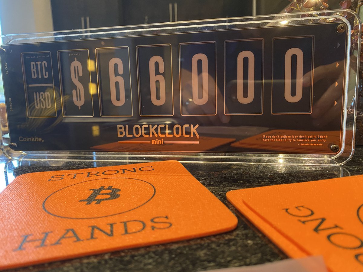 str8edgeracer's tweet image. strong hands $66,000 #BTC #Blockclock @Coinkite