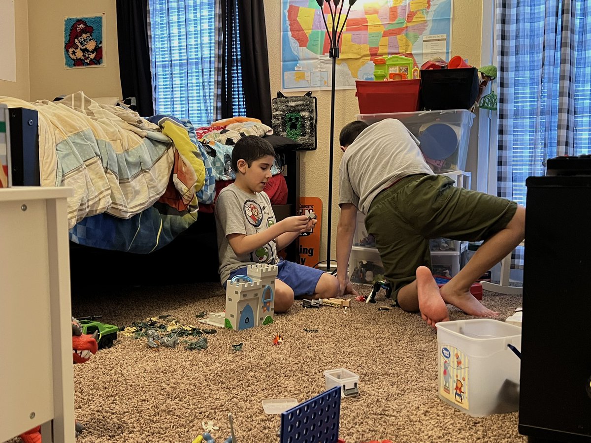 FishBowlFamily's tweet photo. π‘ #PeceroBoys #BrosForLife π
πͺπ #ourroom π¦π¦ https://t.co/SoeNkg78cJ