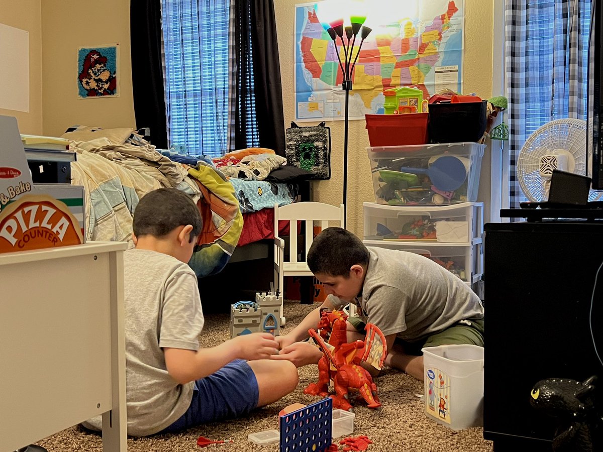 FishBowlFamily's tweet photo. π‘ #PeceroBoys #BrosForLife π
πͺπ #ourroom π¦π¦ https://t.co/SoeNkg78cJ