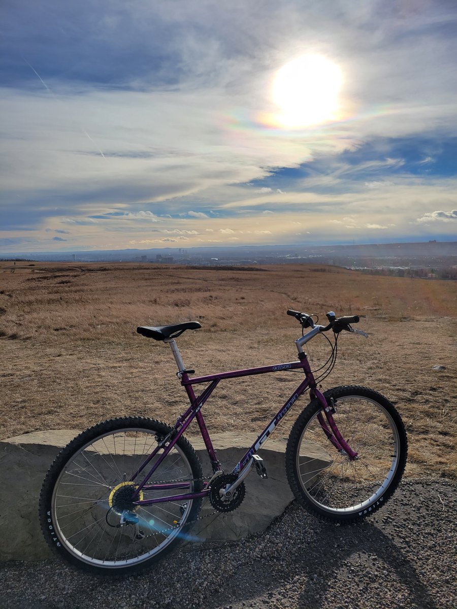 Retrobcalgary's tweet photo. Wonderful day out in nosehill today , brilliant wheather ! https://t.co/vBTncXDV5S