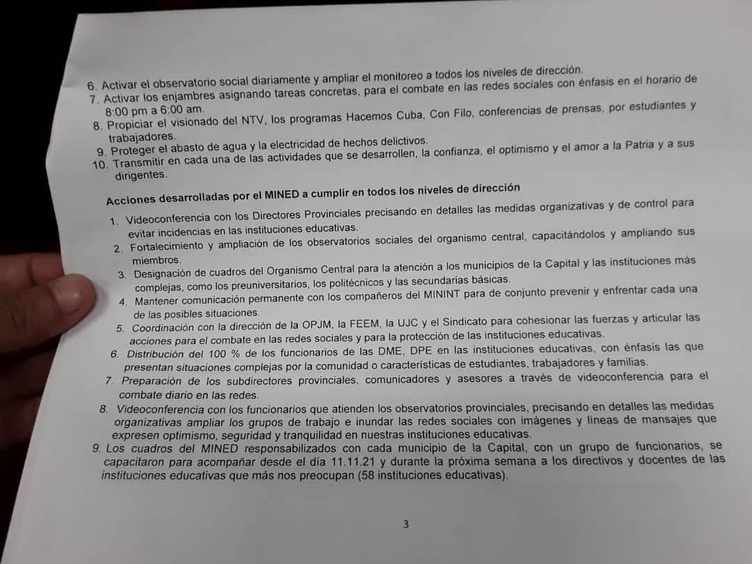 arielGfalcon's tweet photo. Aquí tiene las “orientaciones” del gobierno para el #15NCuba

Especial énfasis en los puntos 5, 8 y 9 de la segunda foto https://t.co/8EWIKC0ZvT