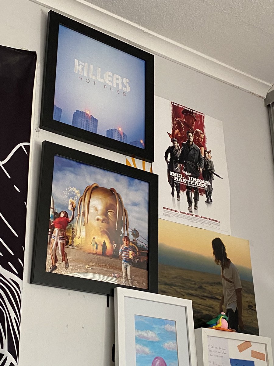 ItsTheMG's tweet photo. Two of the most important albums in my life. Jack. https://t.co/A4oZfbDtq3