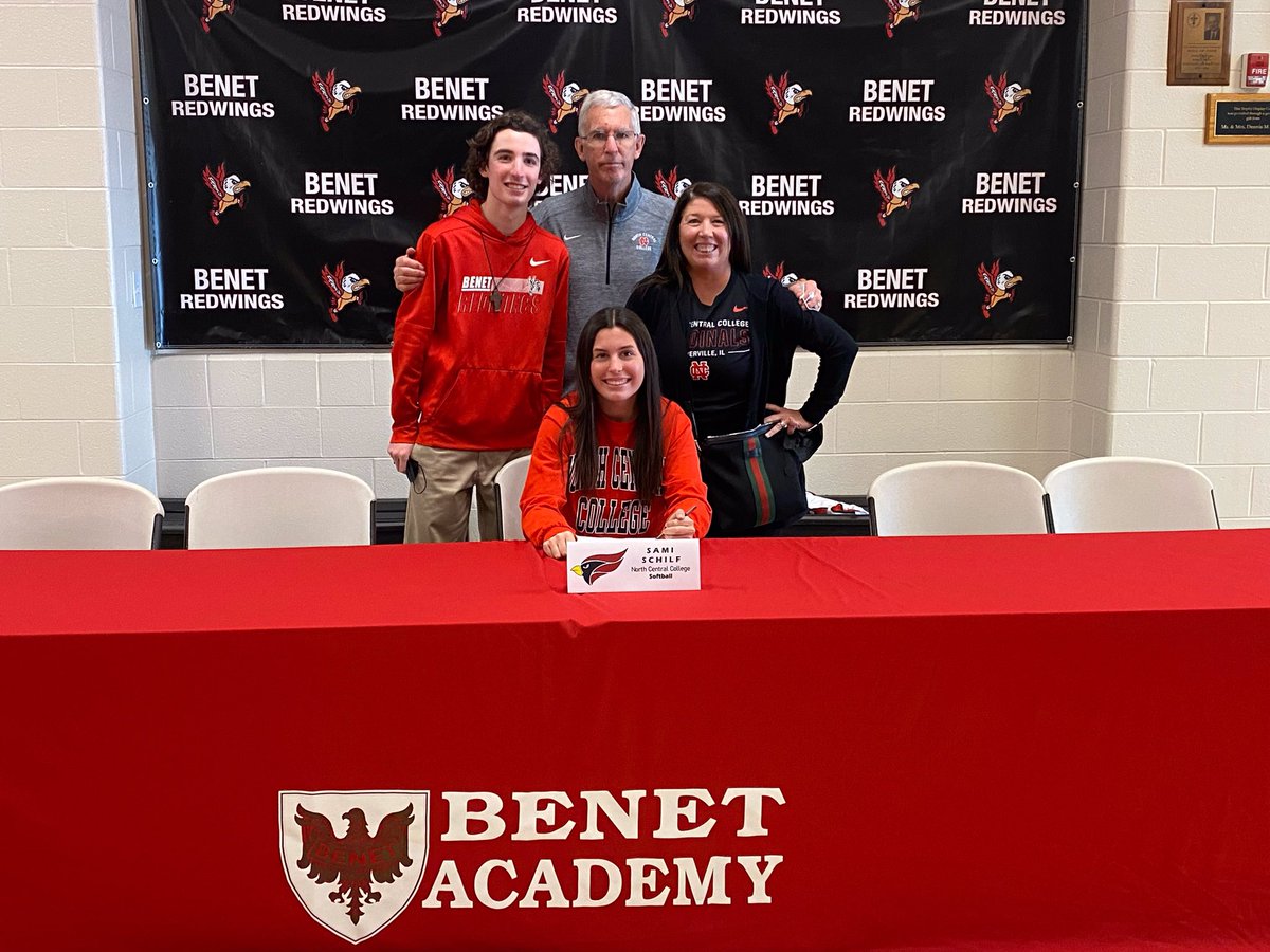 Super proud of our stud first baseman/pitcher, Sami Schilf, who signed this past Wednesday with North Central College!!!❤️🤍 #proudjerbear #collegeathlete <a href="/SamanthaSchilf/">Samantha Schilf</a>