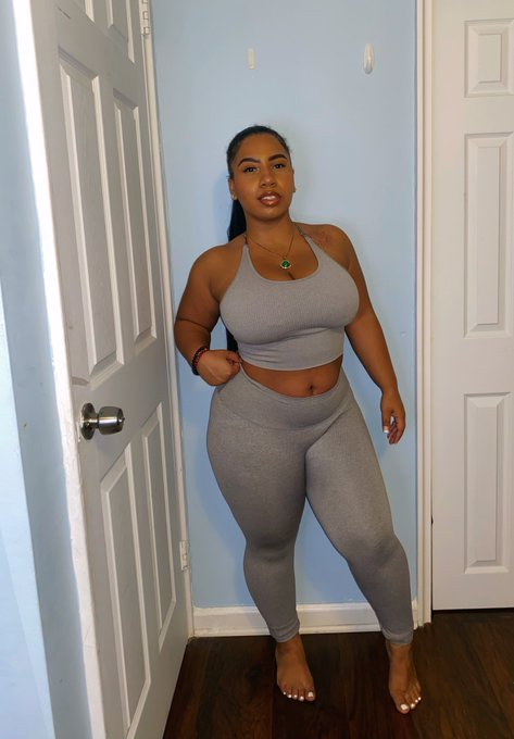 Homebody 🤎 https://t.co/MfCDvHxNMu