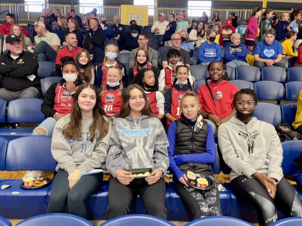 AudraGragg's tweet photo. Thanks @RunGMC2026Blue for gathering us all together to watch the @KCRoos_WBB.  It was a great game! https://t.co/DNECQ8xtrW