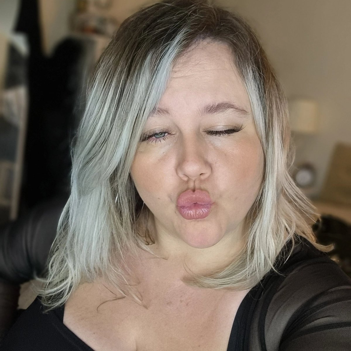 Kittymaster1x's tweet photo. #NewProfilePic https://t.co/kwzDUM4R61