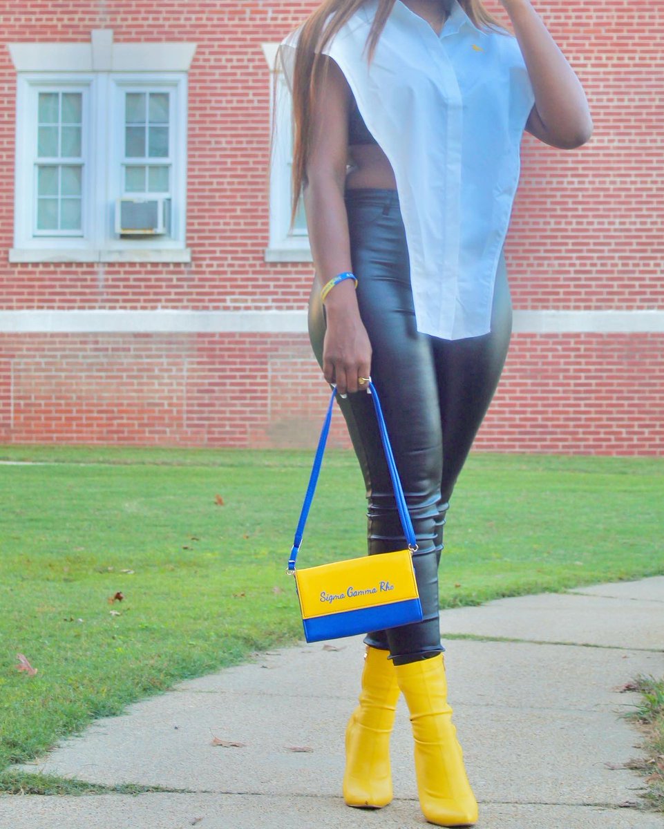 keturahadaya's tweet photo. Last created but by far THEE best designed. 

November 12th 1922. 

#firstfoundersday #sgrho #ΣΓΡ https://t.co/EXaa7zVmLT