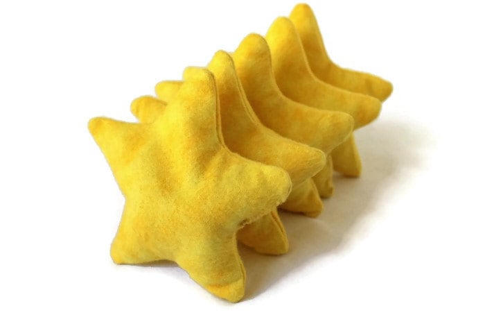 HandiworkinG's tweet photo. Thanks for the kind words! ★★★★★ "These were absolutely perfect! I needed for a Luigi party and they worked out great" MrsBugma https://t.co/LJOsttYfM0 #etsy #yellow #handiworkingirls #TMTinsta #beanbags #yellowstars #fivepointstar #starshape #startossgame https://t.co/W3kcm7JhEz