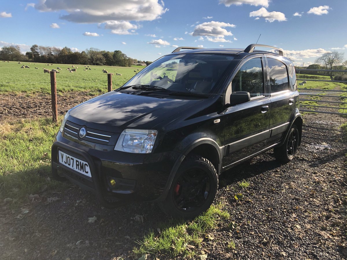 Polevaultmax's tweet photo. @NoncingKills Selling mine £3,450 https://t.co/uOiiniOwoN