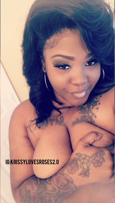 I hope everybody is having a good night 😘😁 https://t.co/UwaJUq1xIT<a href="/tag/wagonwednesdays"class="tags"><span>#wagonwednesdays</span></a>