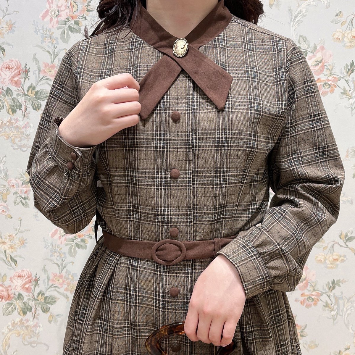 💐 Weekly Ranking 💐 ＼ 第1位 ／ 『カメオ付きクロスボウタイ