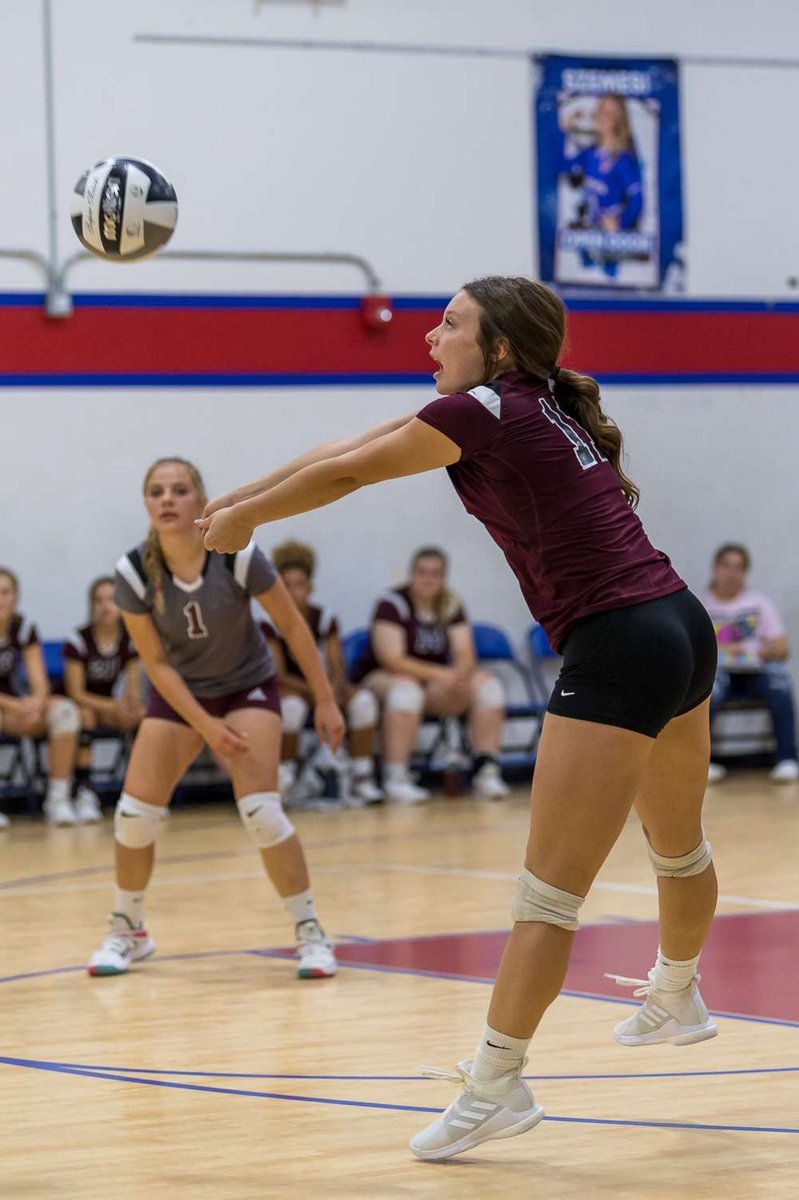 🚨🏐DUKES FANS
come out tomorrow to Lorain High School to watch <a href="/karliefrenk/">karlie frenk</a> and <a href="/ChappellMckenna/">mckenna 🦋</a> compete in the Lorain County All-Star match at 6:00 p.m. 
#dukenation #ItTakesAVillage #Classof2022