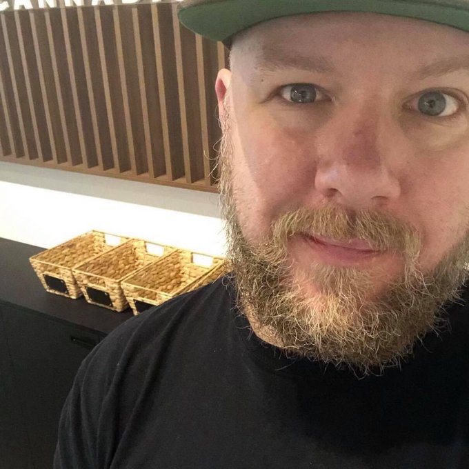 I'm 38 https://t.co/8IxznuG2NE<a href="/tag/callofduty"class="tags"><span>#callofduty</span></a><a href="/tag/warzone"class="tags"><span>#warzone</span></a><a href="/tag/covid%E3%83%BC19"class="tags"><span>#covidー19</span></a><a href="/tag/coronavirus"class="tags"><span>#coronavirus</span></a>