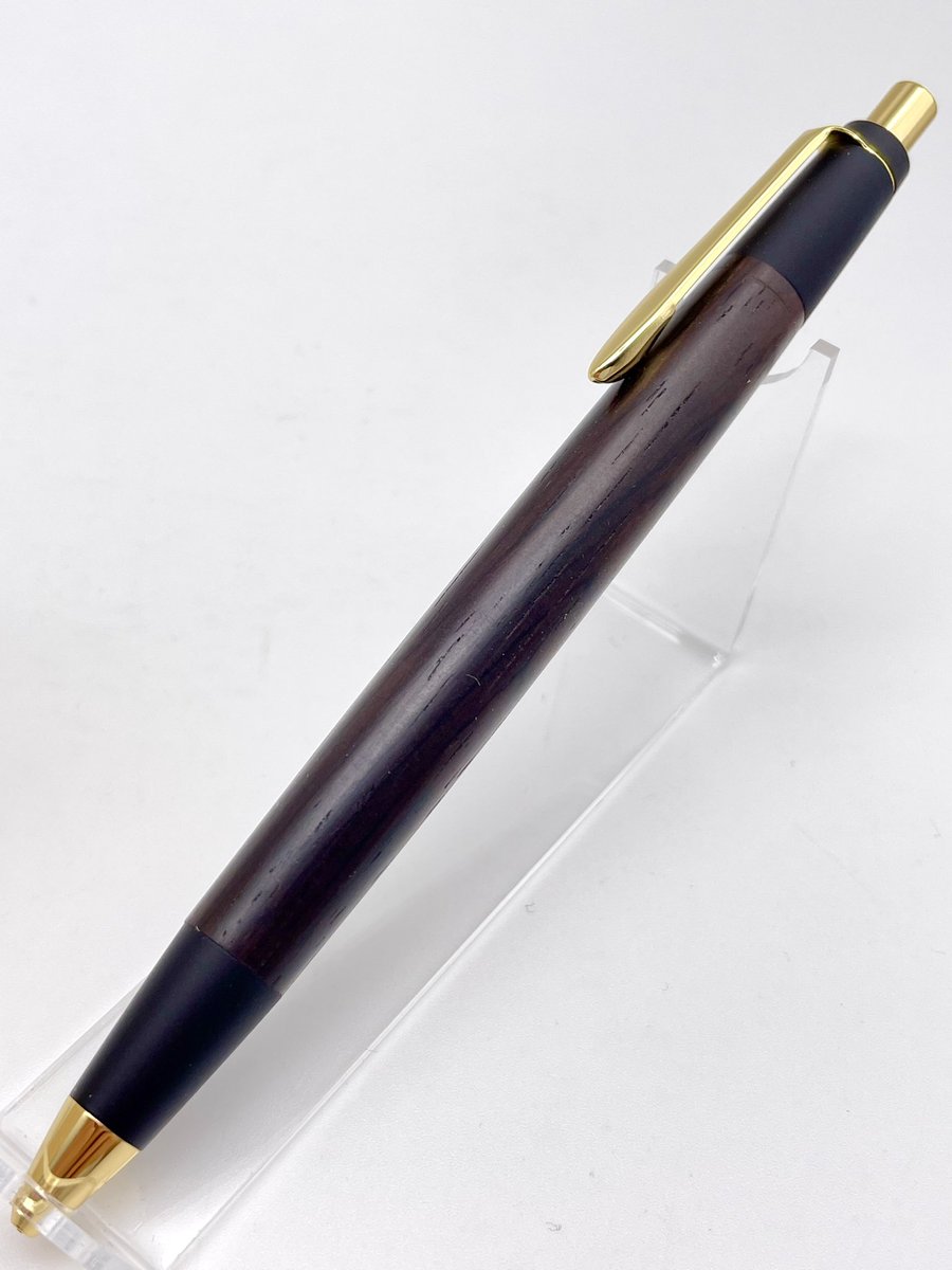 今回抽選販売の野原工芸・木のシャープペンシルの一部を紹介❗️ 左