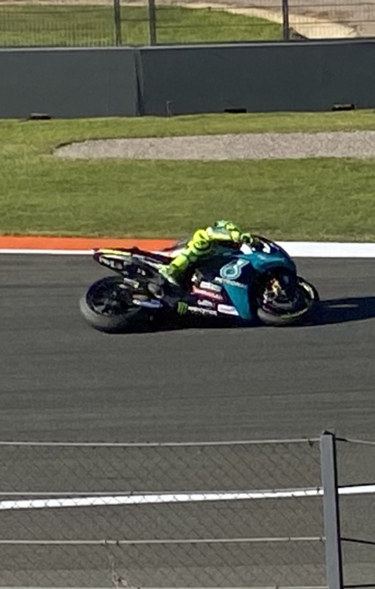 DaveEdgell's tweet image. What a weekend, Valencia Moto GP, the man has retired. 🏍👍