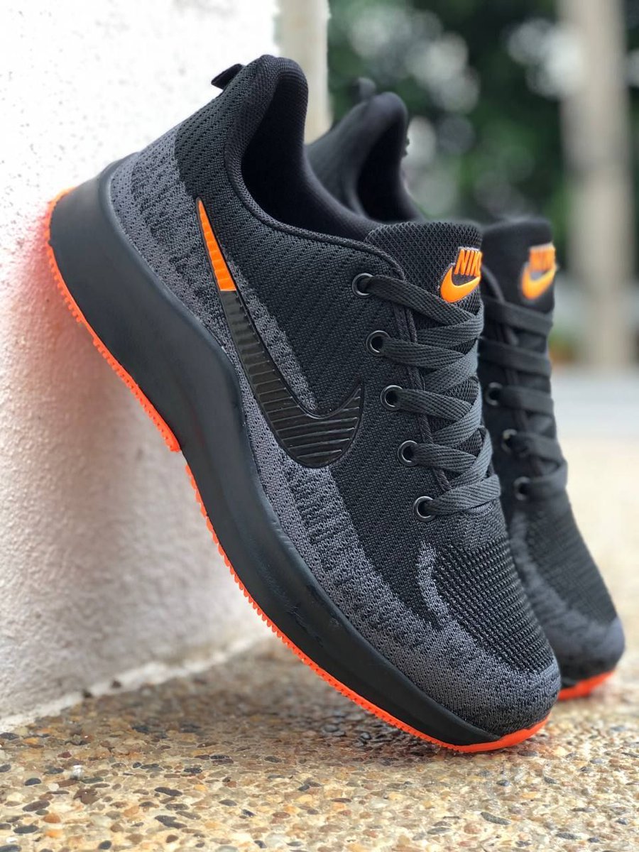 hadik_erin's tweet photo. 🔥RESTOCK YE😊🔥

#NIKE_ZOOM_AIR_PEGASUS V2
BLACK-ORANGE 

🔥READY STOCK🔥
RM75SM-RM80SS
Size:41-45euro 

Harga dah termasuk postage‼️ https://t.co/iYg8rZ9eS5