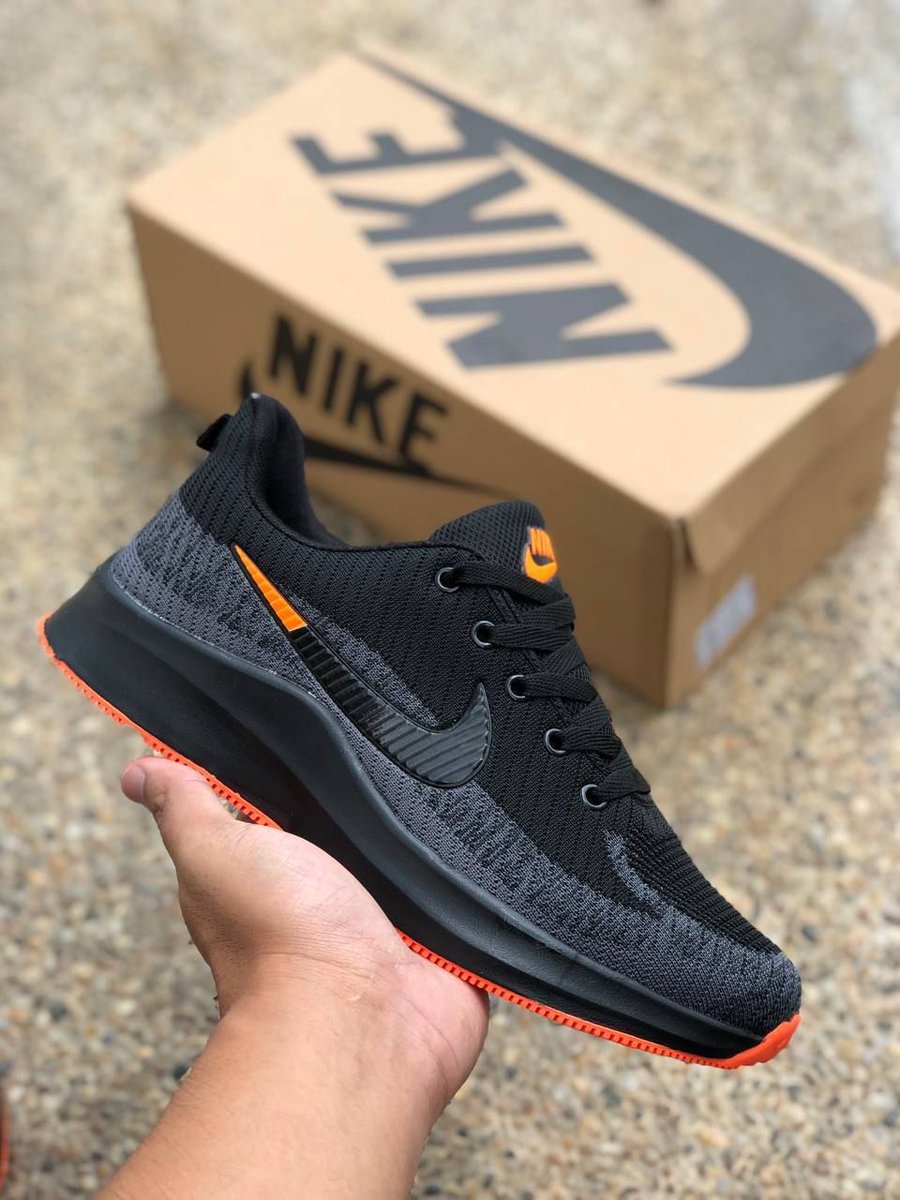 hadik_erin's tweet photo. 🔥RESTOCK YE😊🔥

#NIKE_ZOOM_AIR_PEGASUS V2
BLACK-ORANGE 

🔥READY STOCK🔥
RM75SM-RM80SS
Size:41-45euro 

Harga dah termasuk postage‼️ https://t.co/iYg8rZ9eS5