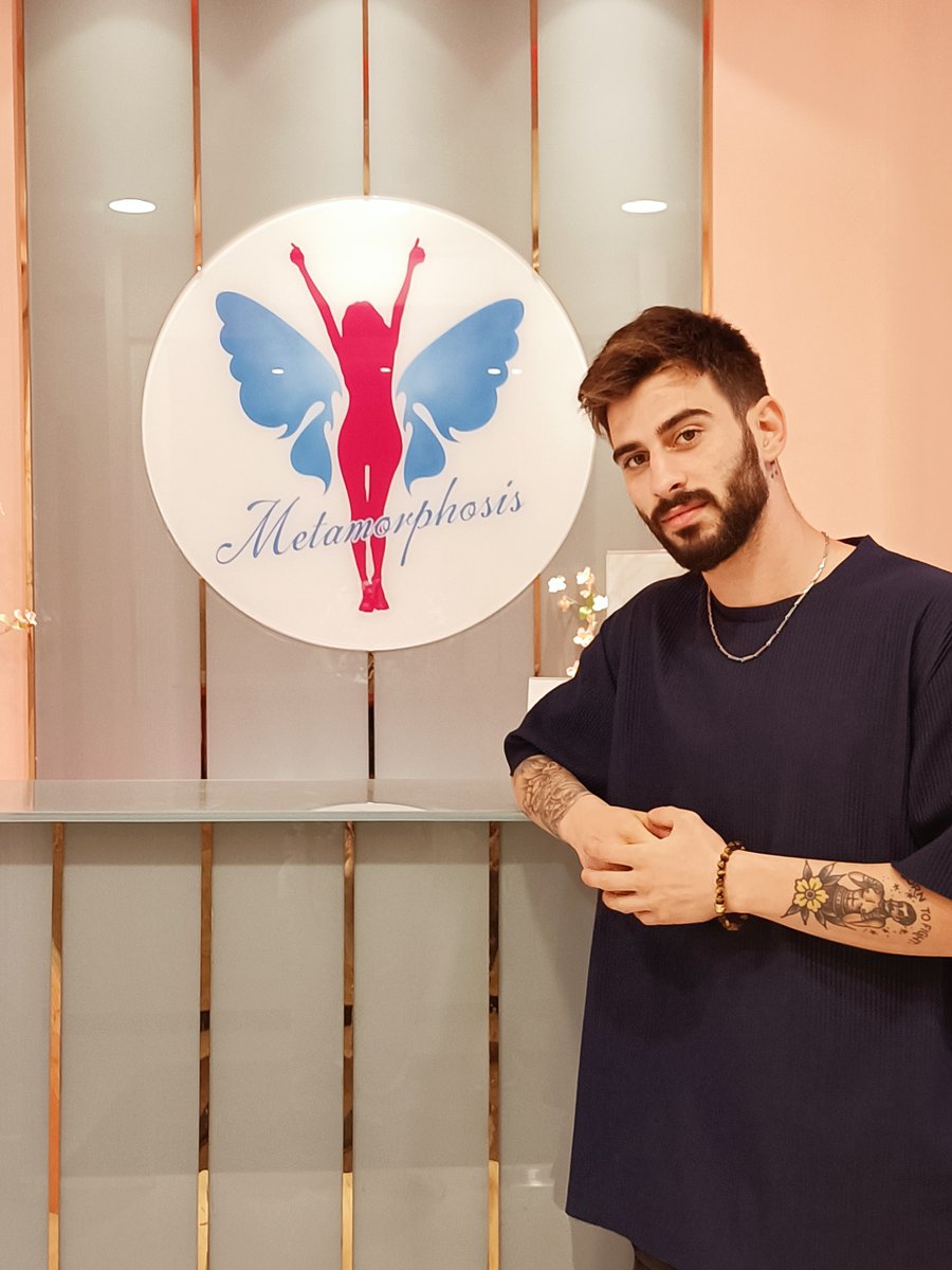 Metamorphos661's tweet photo. Wonderful day at Metamorphosis Clinic with our extended family @PuneGangsta 

We love to have you all and pamper you with our best services!💗

#clinicmetamorphosis #metamorphosis #dermatologist #dermalife #skincare #dermatology #skincareroutine #kevinalmasifar #mtvsplitsvilla https://t.co/nL4vFy0L8d