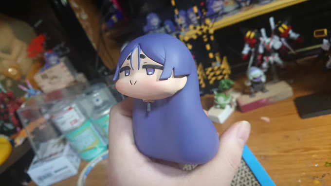 デデン 