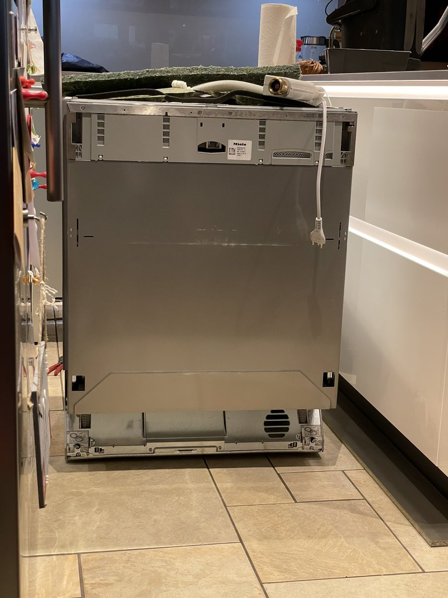 beko din16x10 door fitting