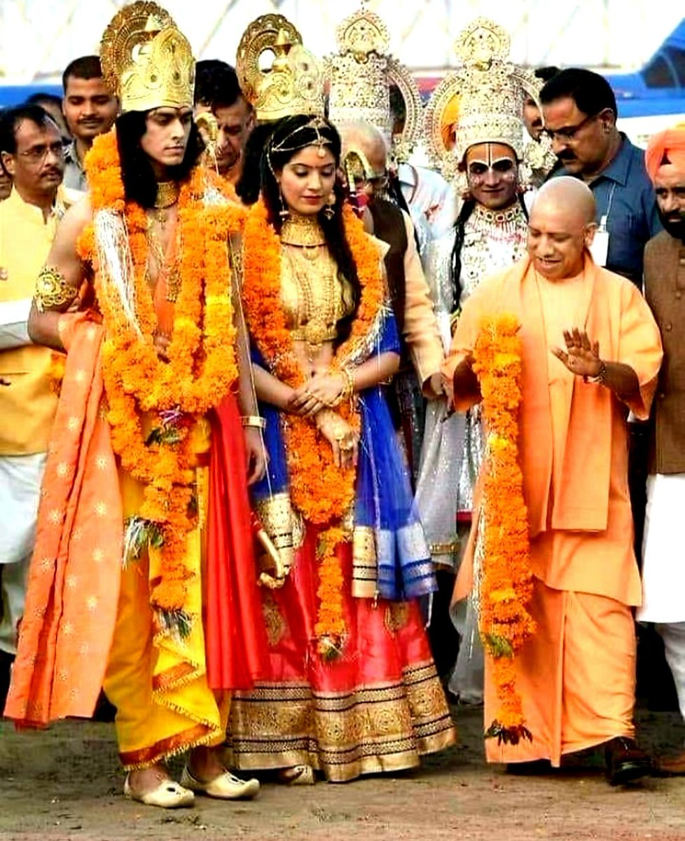 JyotiKarma7's tweet photo. Bhagwa isn't a color..its an emotion. 
Who better than Yogiji for us to admire..
#YogiAdityanath ji 🔥 https://t.co/TehHApNTVb