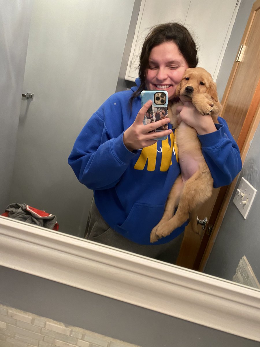 Rejjin's tweet photo. Wow, two posts in one night… I just can’t think of a better place to SPAM photos of Nala!! https://t.co/7SqGLWBjJZ
