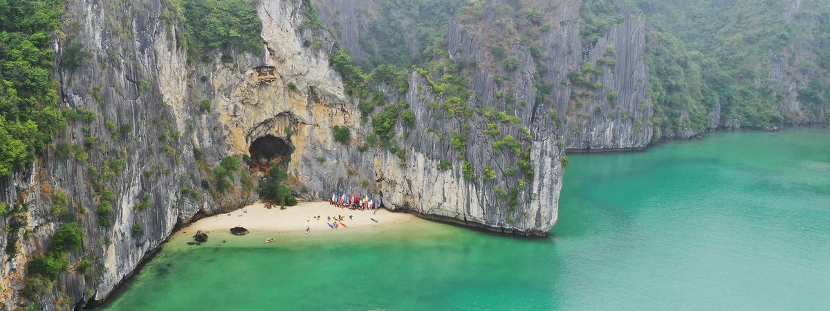 catbaexpress's tweet photo. Supping in Lan Ha Bay, Vietnam #Sup #lanhabay #vietnam #travelphotography #photography #catbaexpress https://t.co/sD3aQMGo3V