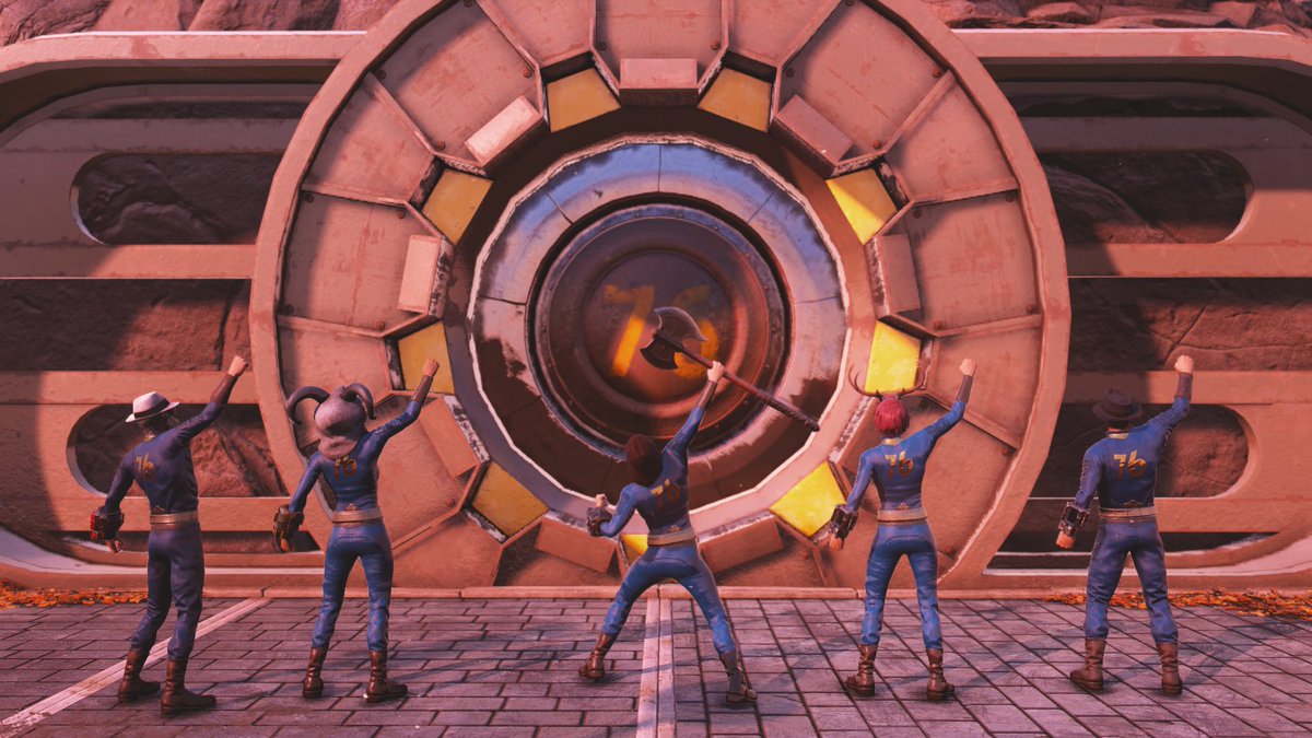 chimichangakinz's tweet photo. Three years of 76, and a ton of amazing friends made along the way! β€οΈβ¨π₯°
#Fallout76 #76meetup https://t.co/t7IMZOXfi5