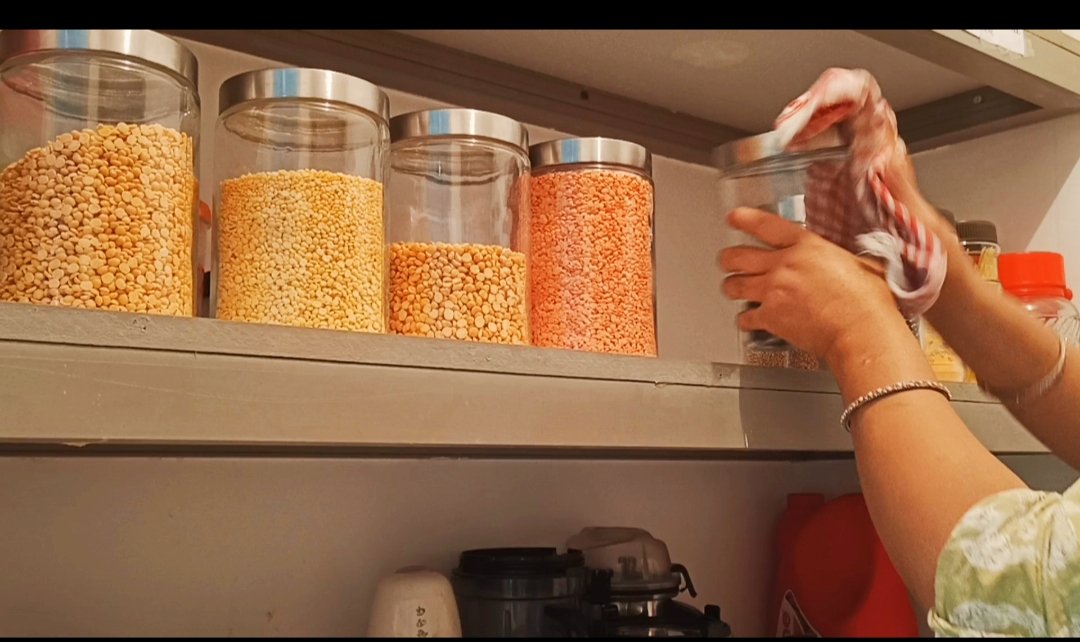 RekhaTips's tweet photo. Cleaning My House After Long Vacation || Indian Silent Vlog
YouTube - Rekha's Lifestyle
#vlogs #vlog #Video #Videos
#YouTuber #YouTubeVideo #youtubechannel #YouTubers #silentvlog #indiansilentvlog https://t.co/US6qAisBsO