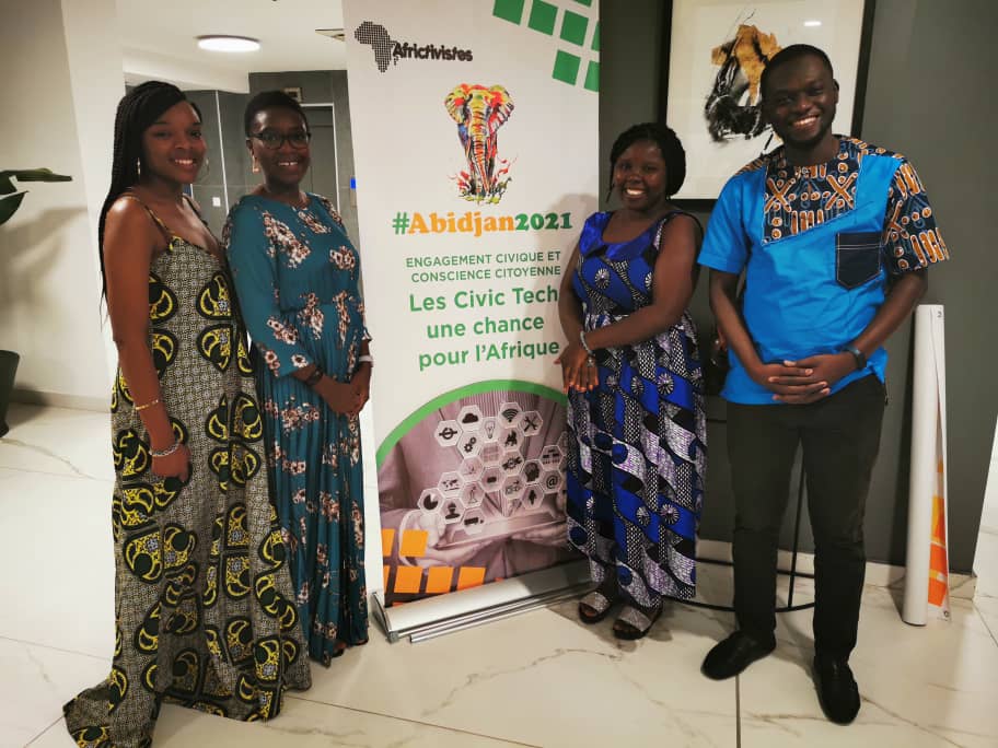 NgbaleoGrace's tweet photo. #Abidjan, 3e Sommet AfricTivistes. Tout est bien qui finit bien.
Merci aux organisateurs.
Merci à@CFI pour l'invitation.
Mon Pays la RCA 🇨🇫 est représenté du 11 au 13 Nov 2021.
@Makafaitsonshow @fridolinngoulou @mosseavo https://t.co/Glzik1zg5P