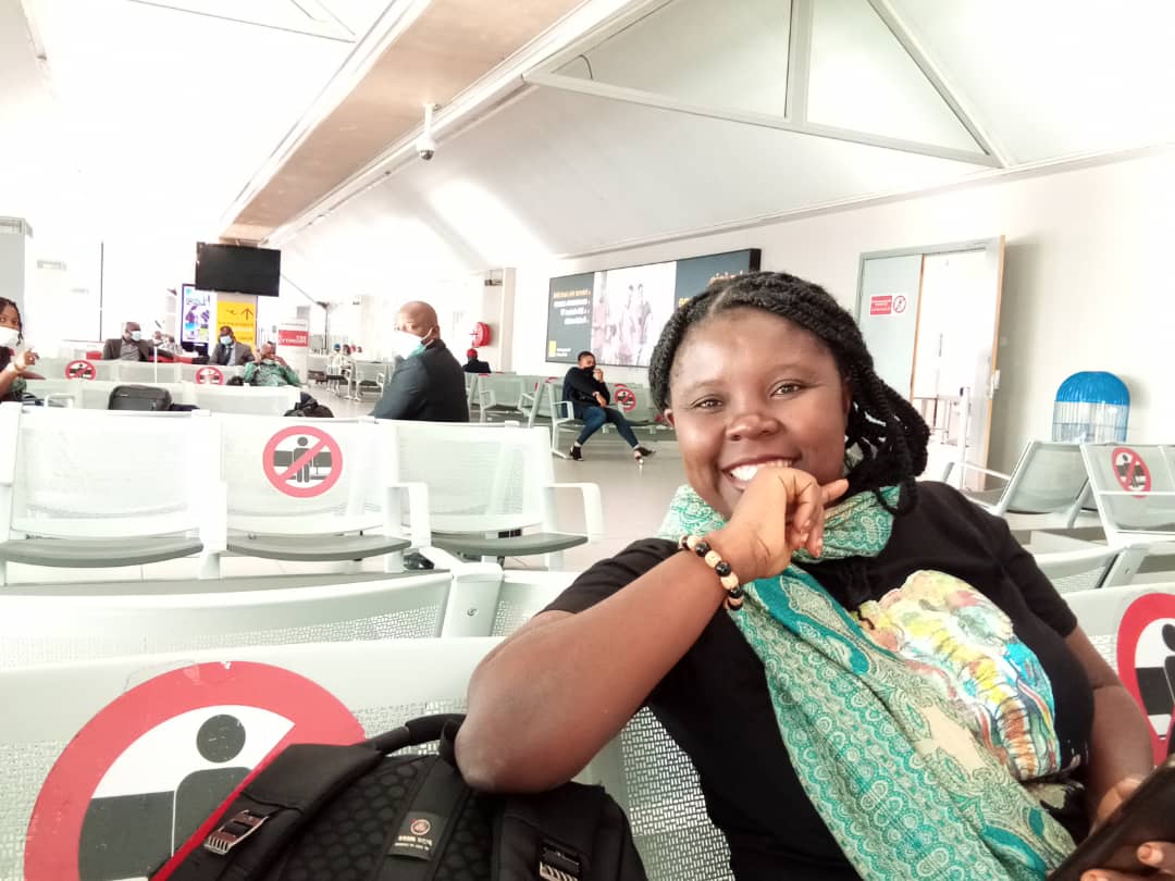 NgbaleoGrace's tweet photo. #Abidjan, 3e Sommet AfricTivistes. Tout est bien qui finit bien.
Merci aux organisateurs.
Merci à@CFI pour l'invitation.
Mon Pays la RCA 🇨🇫 est représenté du 11 au 13 Nov 2021.
@Makafaitsonshow @fridolinngoulou @mosseavo https://t.co/Glzik1zg5P