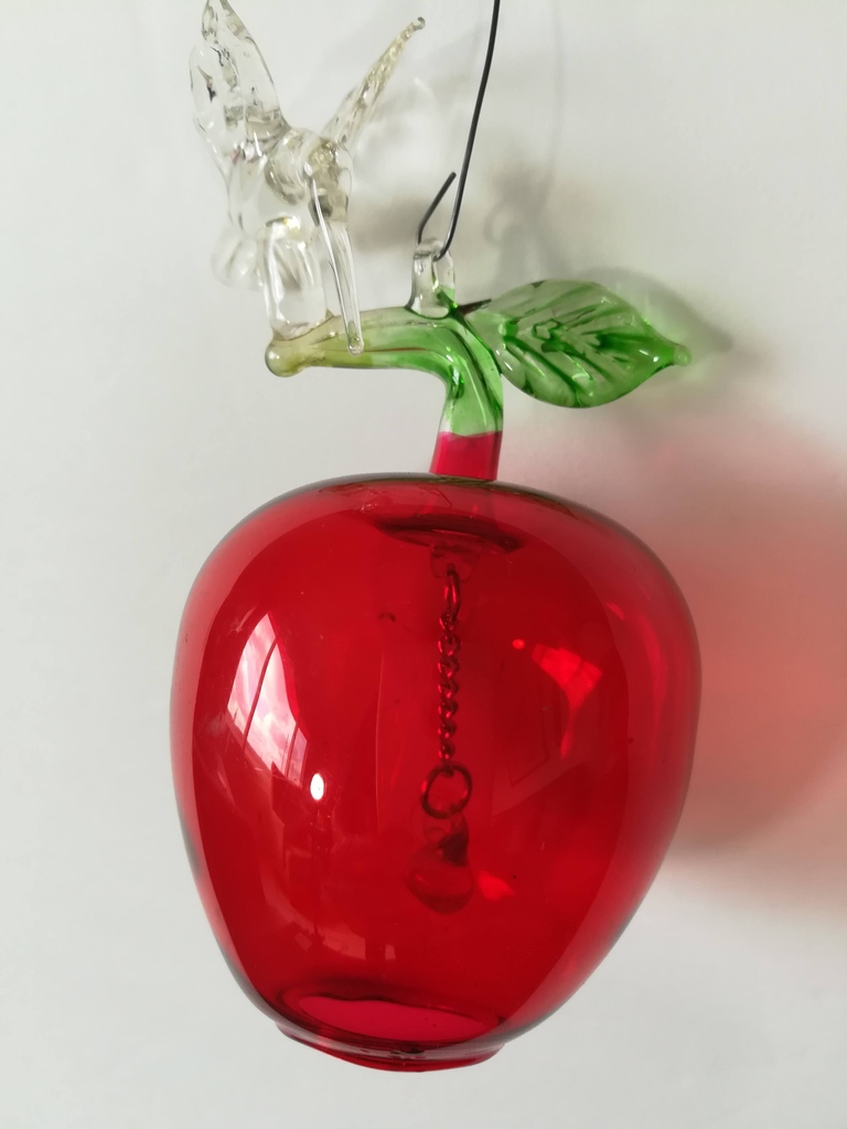 Vintage 1991 Lawrence Family Glass Blowers
#browncountyindiana #nashvilleindiana
#handblownglass #glassapple #hummingbird #christmas #bell #ornament #christmasornaments #christmasdecor

#jygitems #isnmember #isnmemberitem