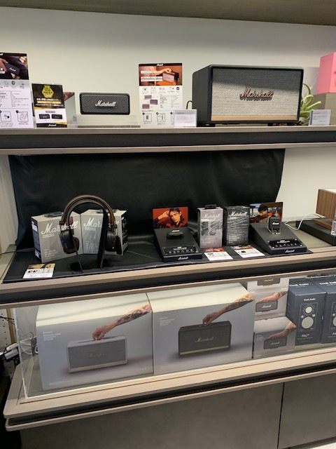 kanjitsu_denki's tweet image. おしゃれアイテムが集う場所
湘南T-SITEでも当社ブランドの取り扱いございます。

やっぱりHAPPYPLUGSは製品ケースが映えます✨

湘南T-SITE
store.tsite.jp/shonan/

#Marshall #HAPPYPLUGS #HouseofMarley