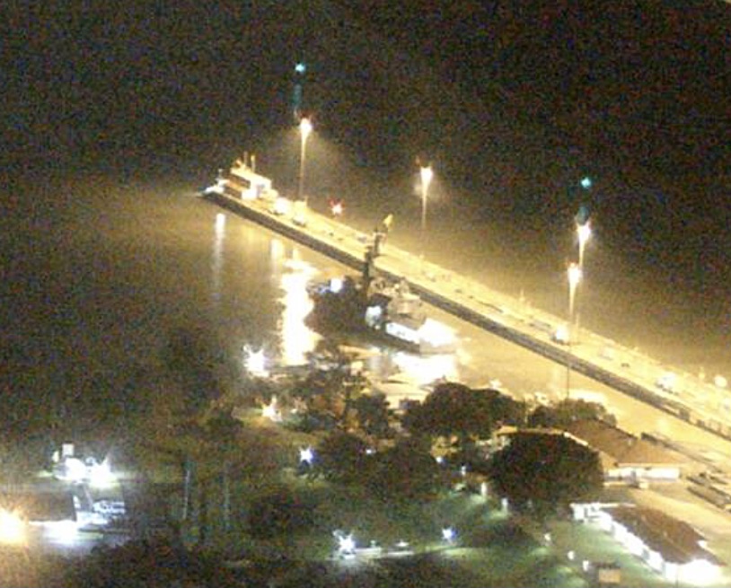 WarshipCam's tweet photo. Colombian Navy Fassmer-80-class offshore patrol boat ARC Victoria (PZE-48) southbound in the Panama Canal at the Pedro Miguel Locks - November 14, 2021 #arcvictoria #pze48 https://t.co/3MJoPz09id