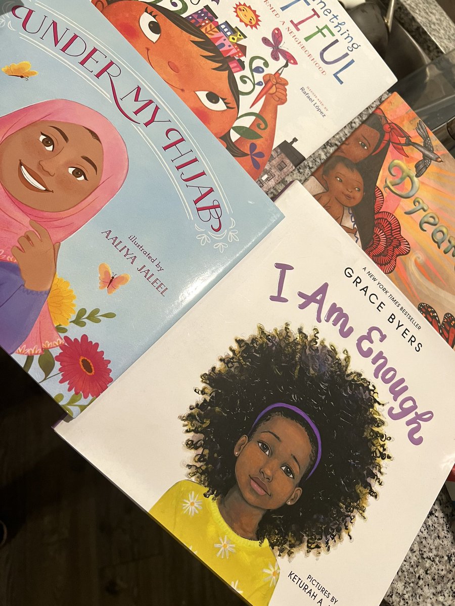 Mrs_GarciaG's tweet photo. Newest addition to my classroom library!📚
Thankful for the donors who helped fund my project for my students to have access to books that will help them learn about the many different cultures that make up our very diverse community! @DonorsChoose https://t.co/ZfUUadihLq