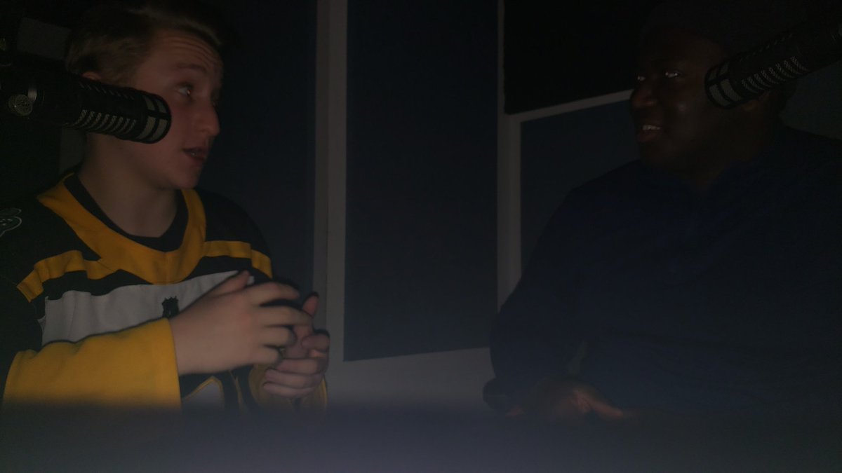 cuseism's tweet photo. Nighttime Episode coming! 👀

@Cuse_MBB, @CuseWBB, and @CuseFootball on the slate. Tune in to our Spotify later tonight! https://t.co/1gtsTzI43O