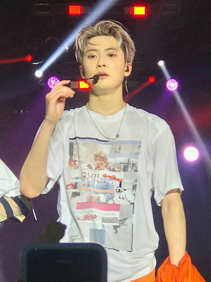 jhyunfolder's tweet photo. oh to see him in real life https://t.co/Ew4gswpYMn