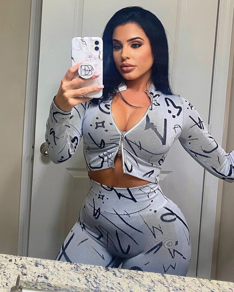 Selfie game strong 🤳🏼